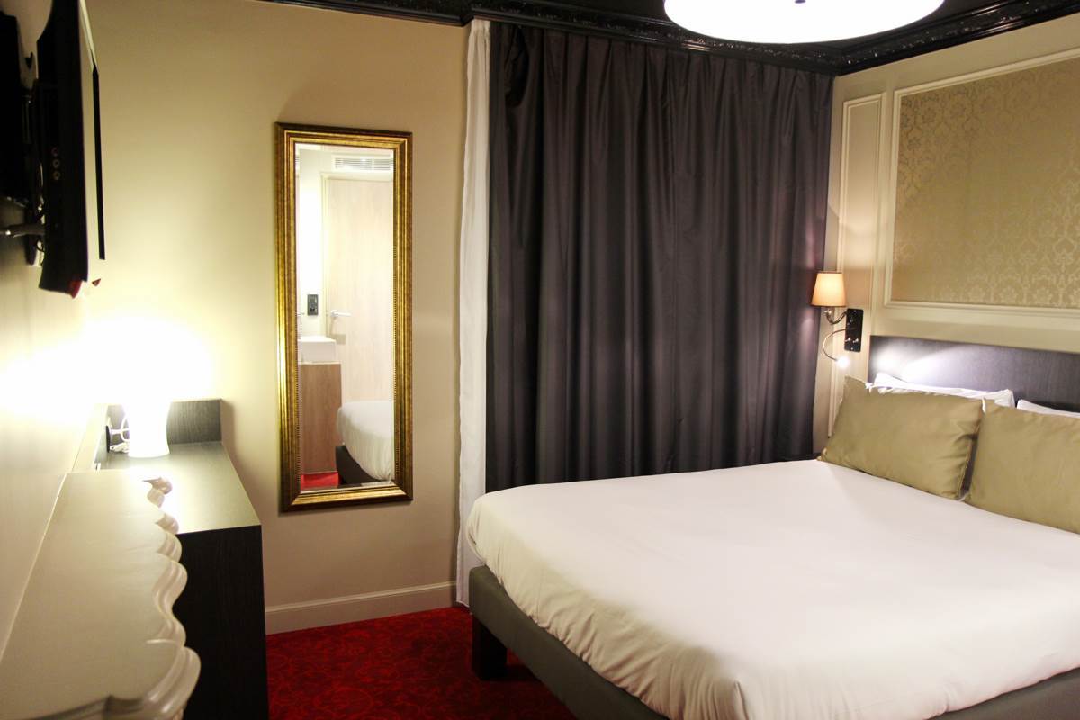 Best Western Le Montmartre - Saint Pierre Париж Екстериор снимка