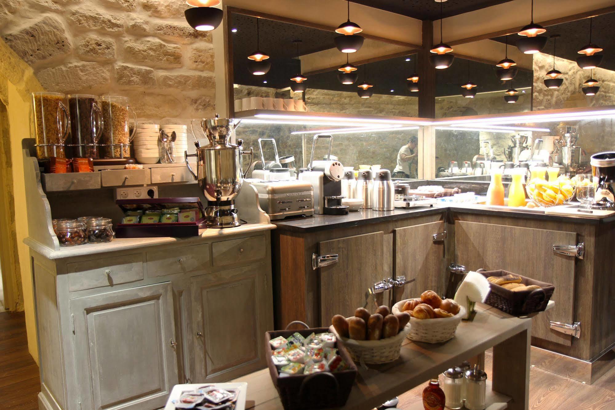 Best Western Le Montmartre - Saint Pierre Париж Екстериор снимка